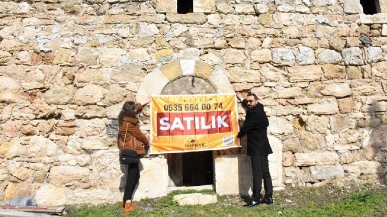 Sahibinden satılık kilise..!