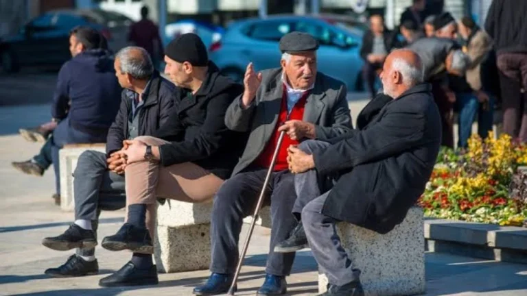 60 yaş üstü olanlara hastane kararı! Resmi Gazete’de yayımlandı