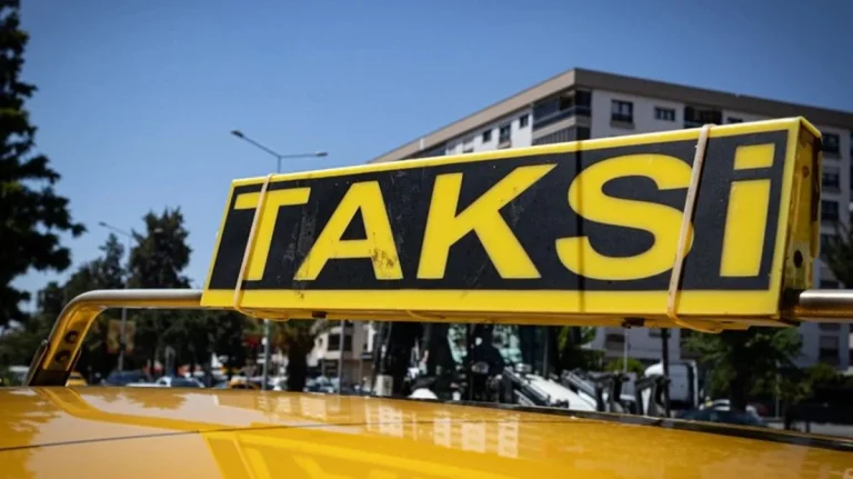 İzmir’de Taksiye bir zam daha: İndi-bindi artık 90 TL