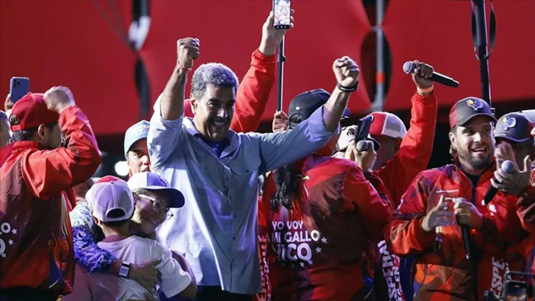 Venezuela’da devlet başkanı belli oldu.